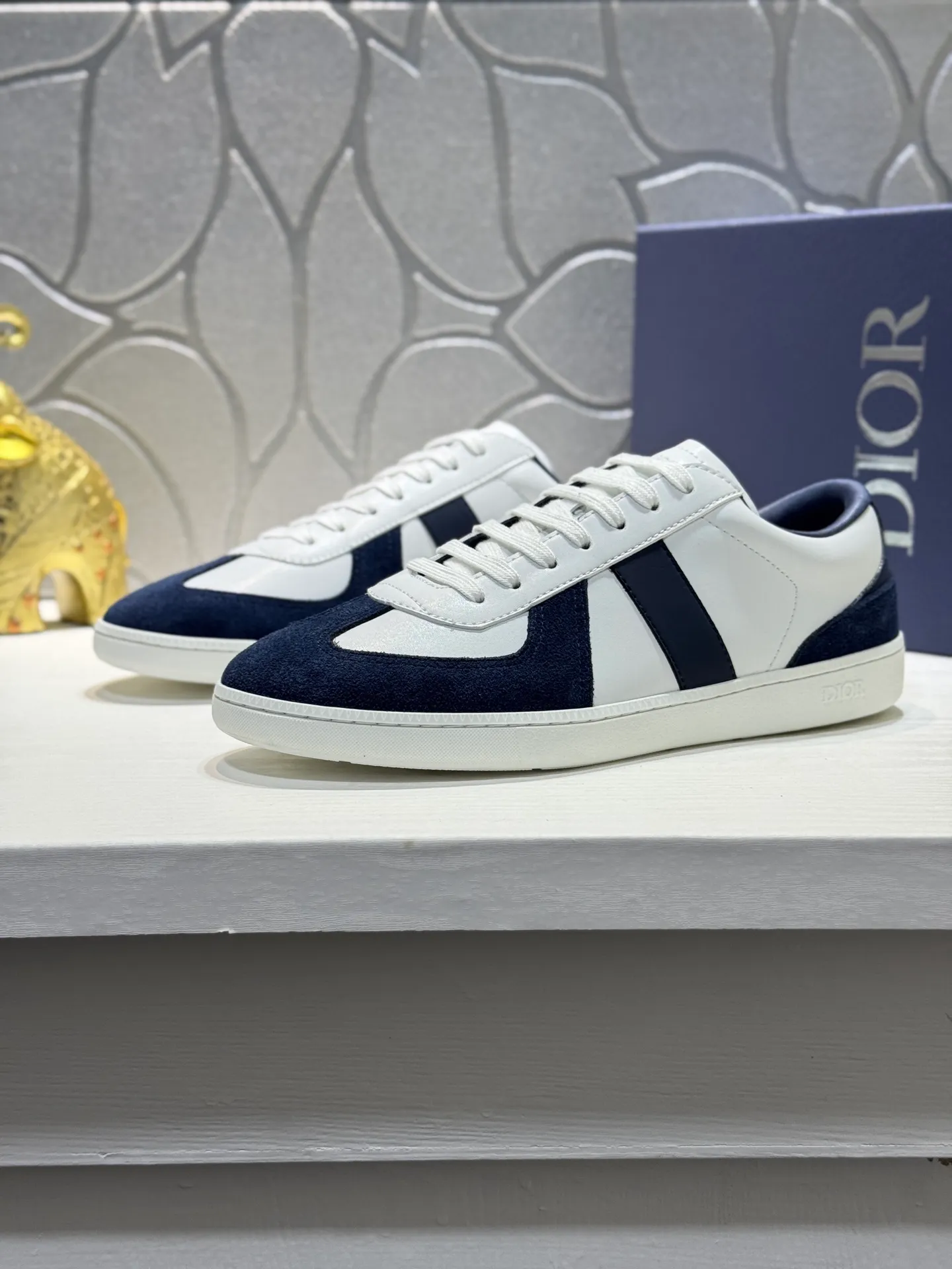 Men's Men's Shoes💰380【New Style】🎠🎠Dior🔍Top Purchasing Agency🇮🇹Di's hot style super popular sneakers are synchronized with the new product counters. The uppers are original Italian imported cowhide, the logo graphics are perfectly reproduced with complex craftsmanship necessary for fashionistas, and the imported soft sheepskin lining is Sole: The original sole is specially provided by the original factory. The exclusive movable molded sole is super comfortable. The original factory follows the order. 🔍🔍Multiple colors are available. You can enter and exit the counter at will. Welcome to compare. A must-have for trendy men. Code number: 38-44 (45 customized